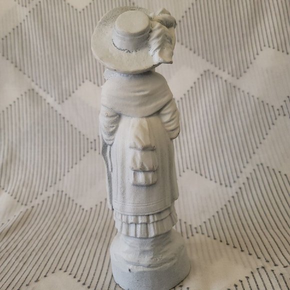 Young Woman with Fan White Painted Metal Shabby Chic Statue - Picture 8 of 11